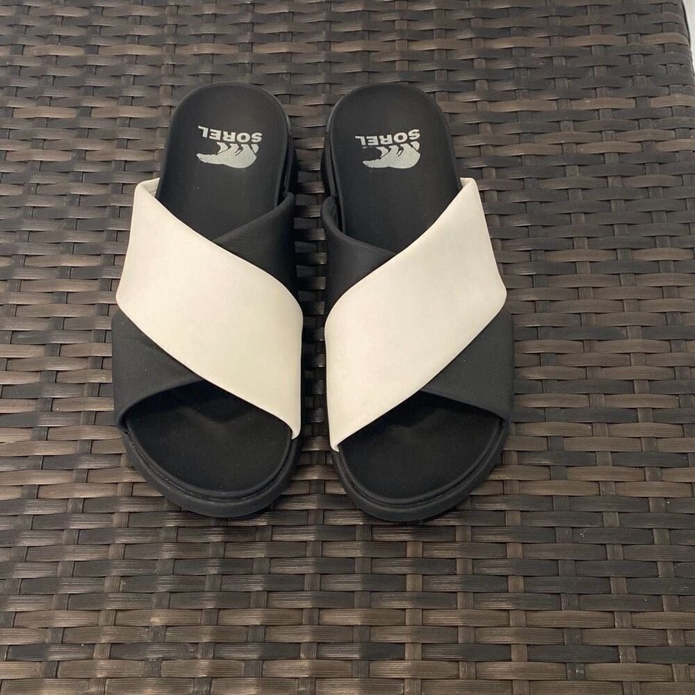 Sorel Viibe crisscross platform, slide sandals, women’s size 9.5